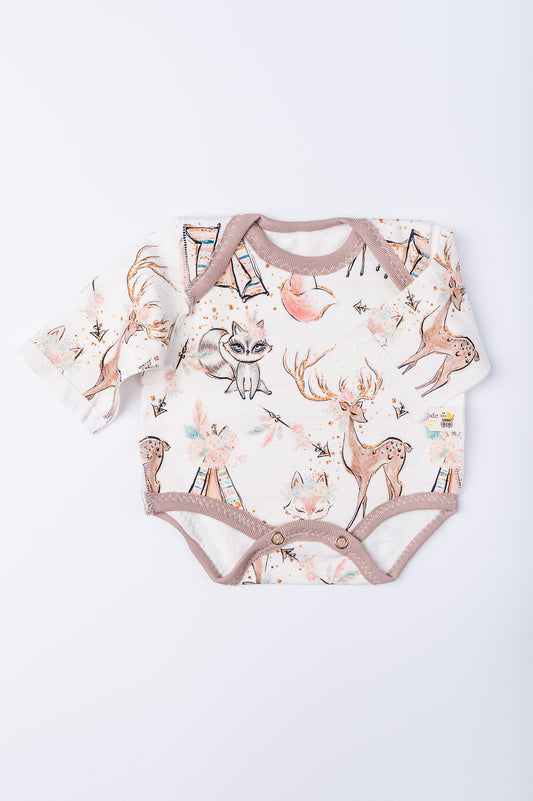 Bodijs “Meža draugi” 42–44 — ar garām piedurknēm, šuvumi uz āru, ietīšanas kakla izgriezums