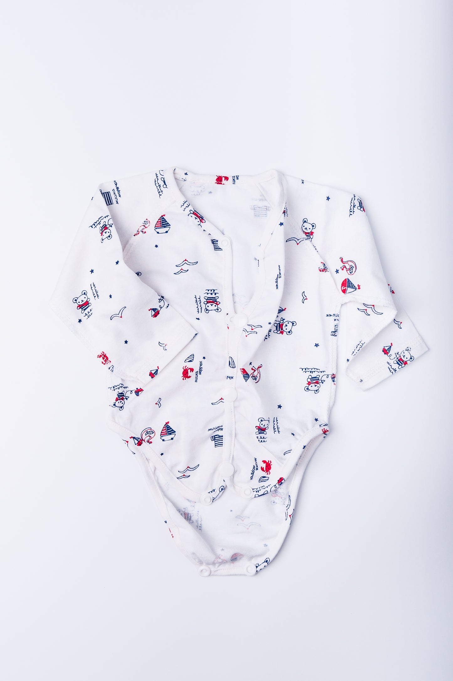 Bodijs “Jūras lācīši un kuģīši” 44–46 — garas piedurknes, šuves uz āru, kokvilna