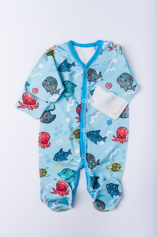 Slepis “Jūras draugi” 46 — aizvērtas kājiņas, garās piedurknes, šuvumi uz āru