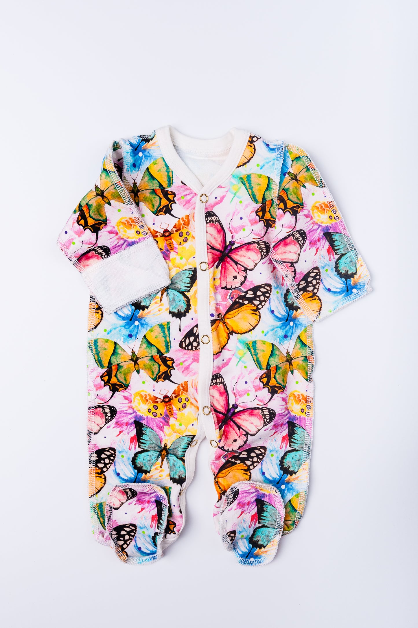 Slepiņš “Taureņu deja” 46 — rociņas aizveramas, kājiņas aizvērtas, šuvumi ārpusē