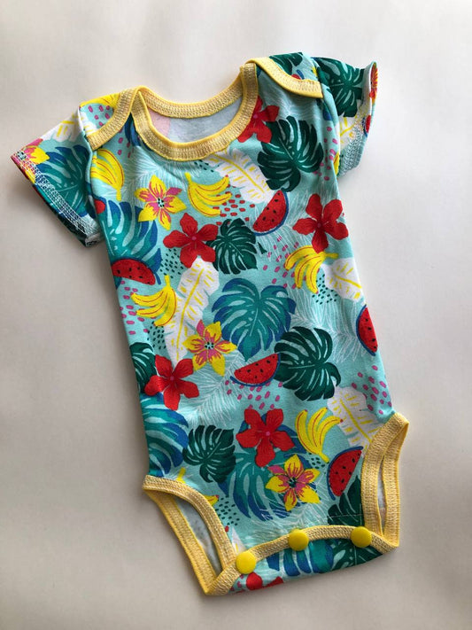 Bodijs “Tropu dārzs” 44–46 / īsas piedurknes / kokvilnas trikotāža