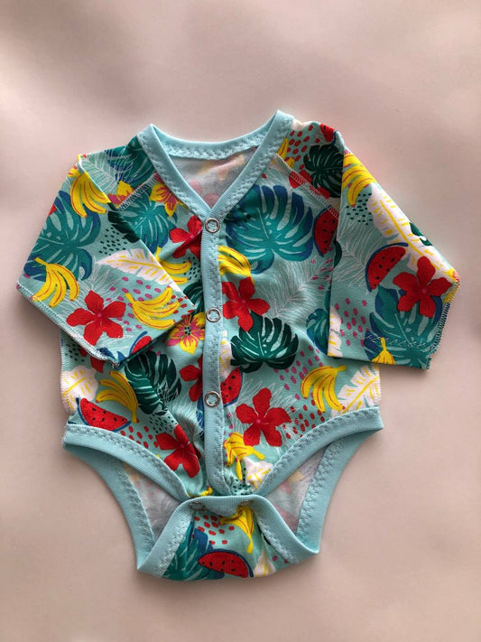 Komplekts “Tropu paradīze” 44–46 — bodijs, biksītes un cepurīte, kokvilnas trikotāža